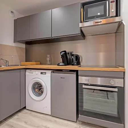 Bright Studio Located In The Center Of Toulouse